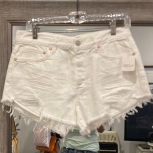 Free People We The Free White Denim Shorts Raw Hem Distressed Size 27 NWT
